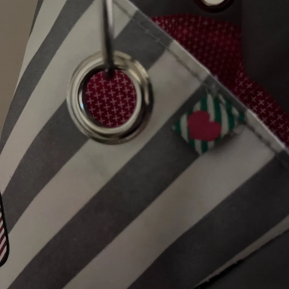 Hello Kitty Tote - Picture 7 of 8